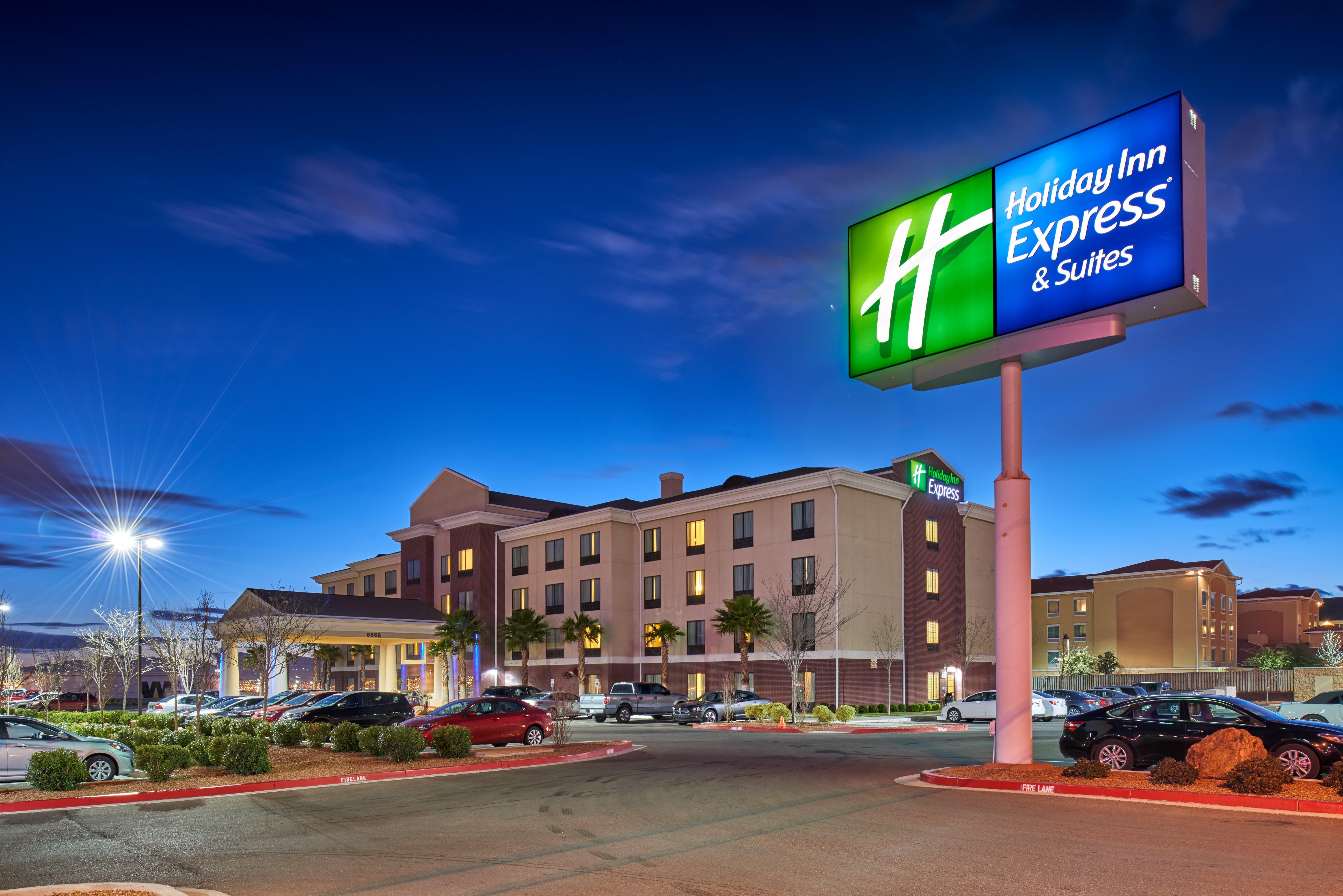 Holiday Inn Express & Suites El Paso Airport, An Ihg Hotel Exterior photo