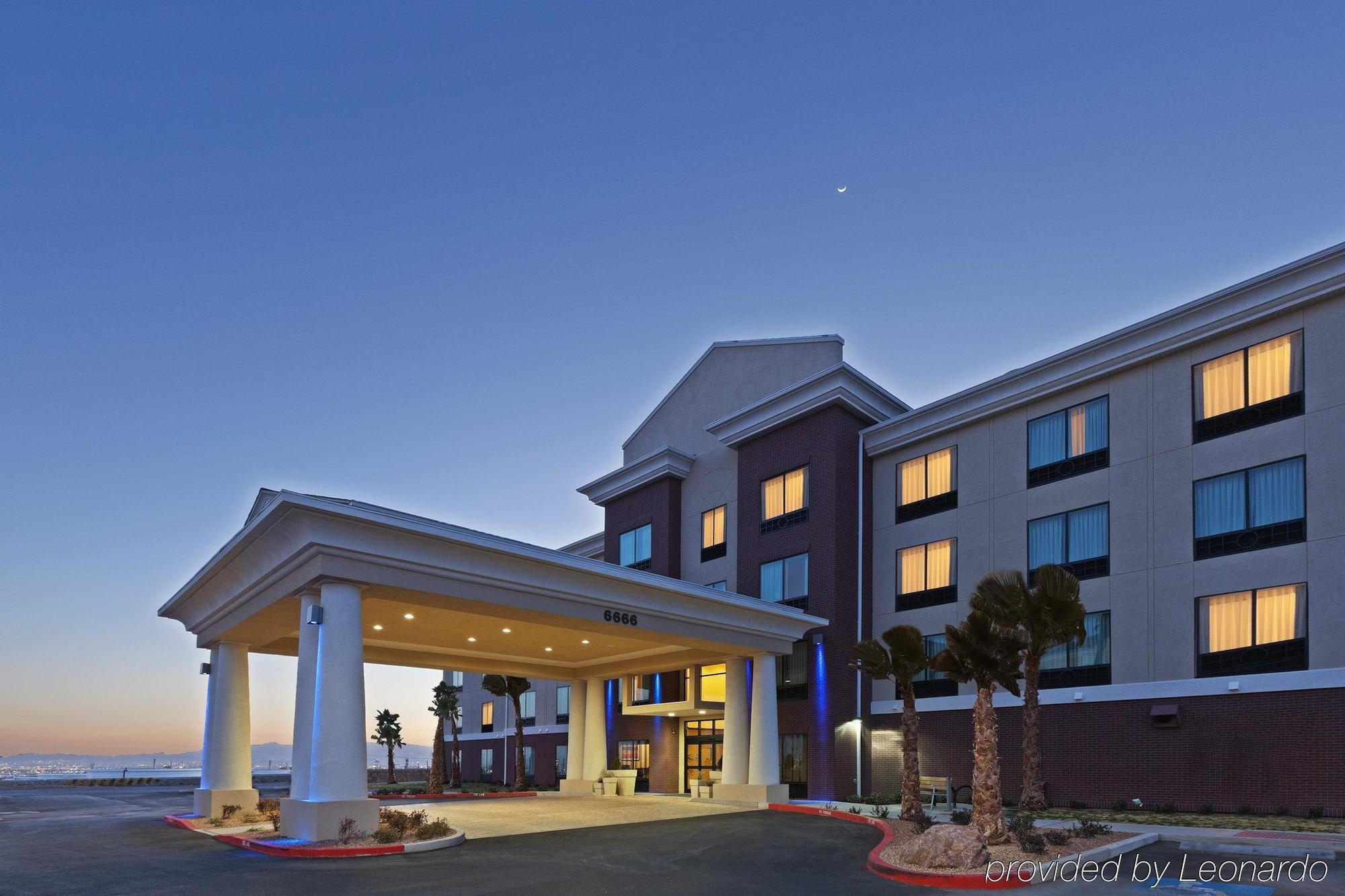 Holiday Inn Express & Suites El Paso Airport, An Ihg Hotel Exterior photo